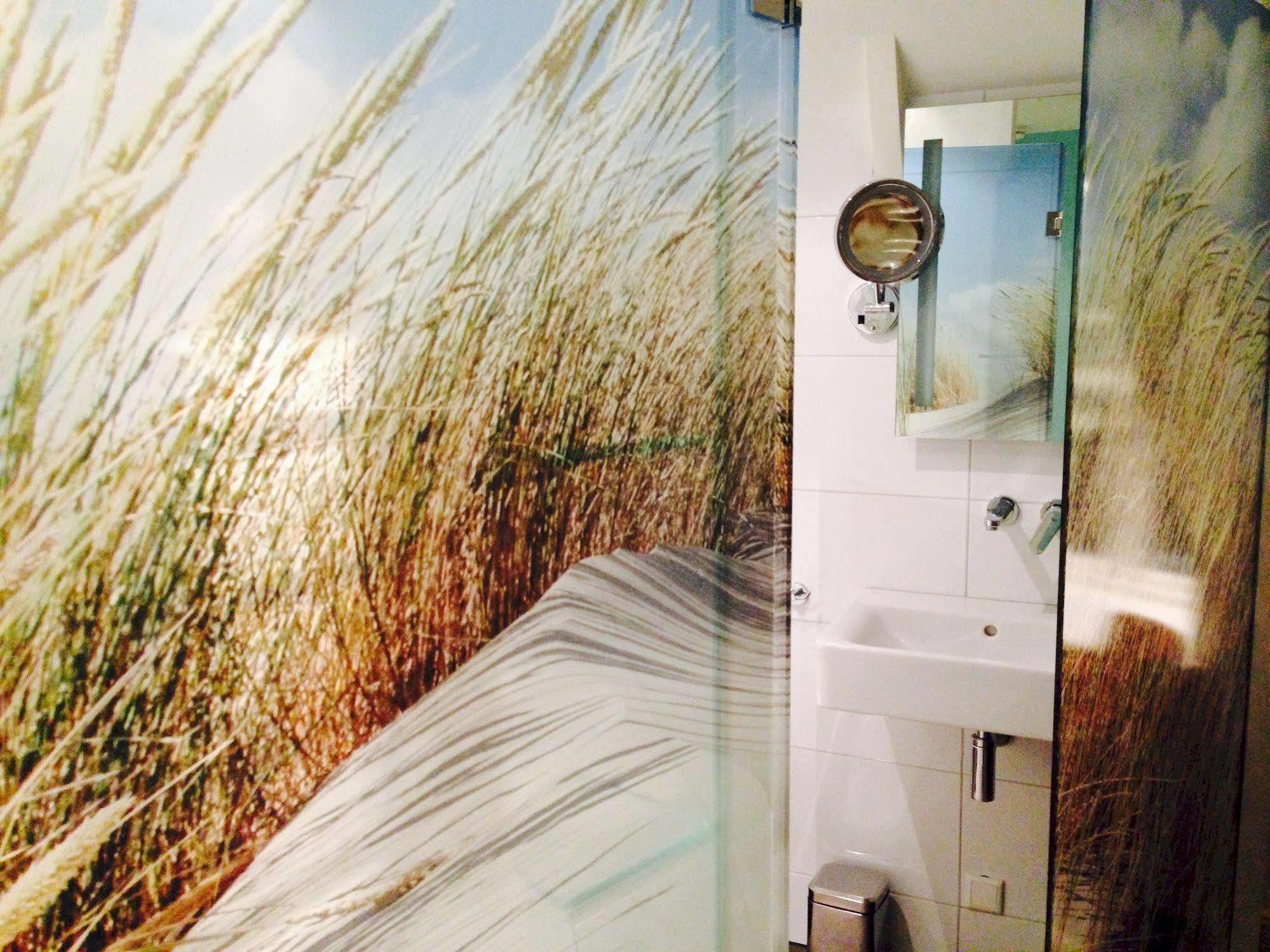 Hotel Brasserie Om De Noord Schiermonnikoog Luaran gambar